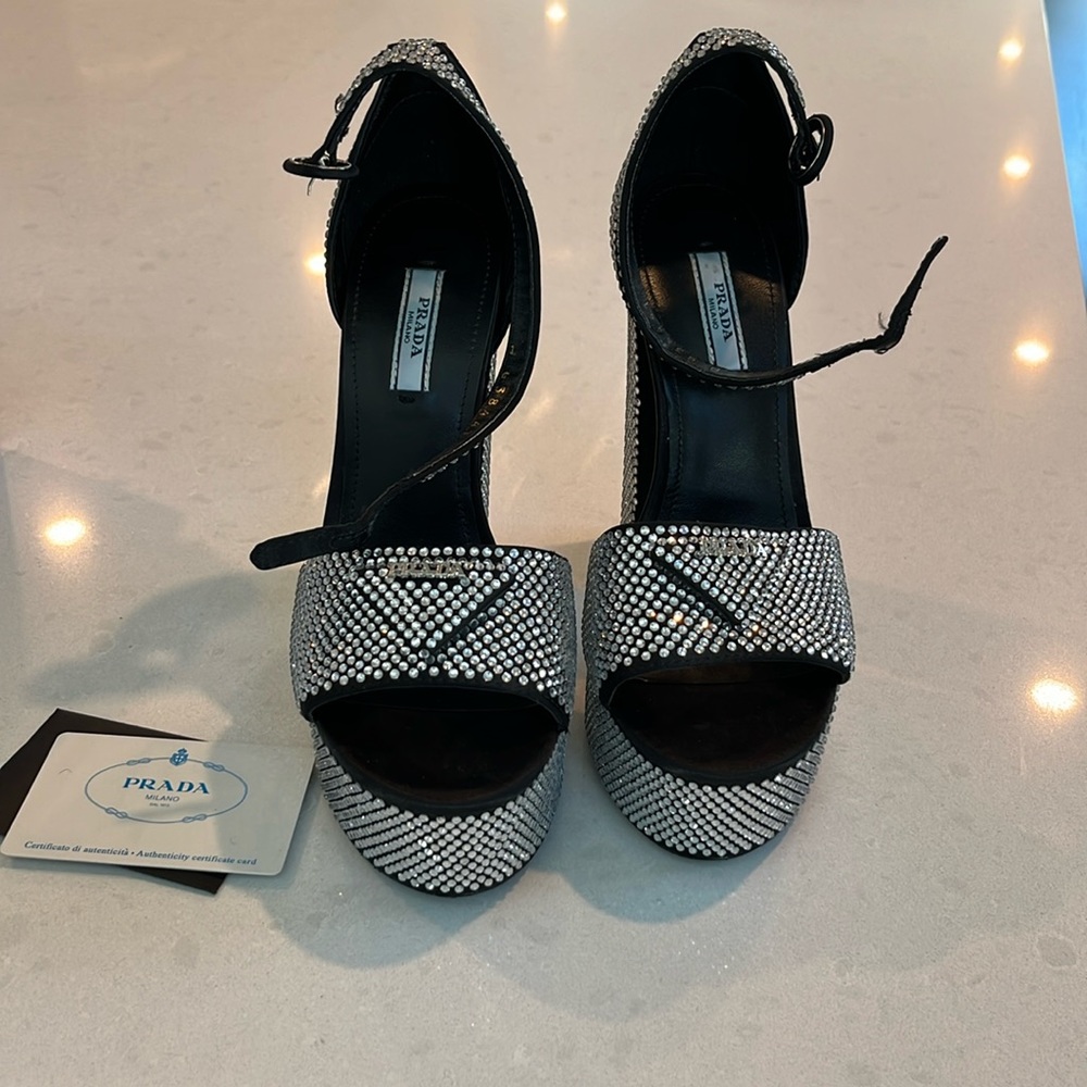 Great shoes!! Too high for me!!